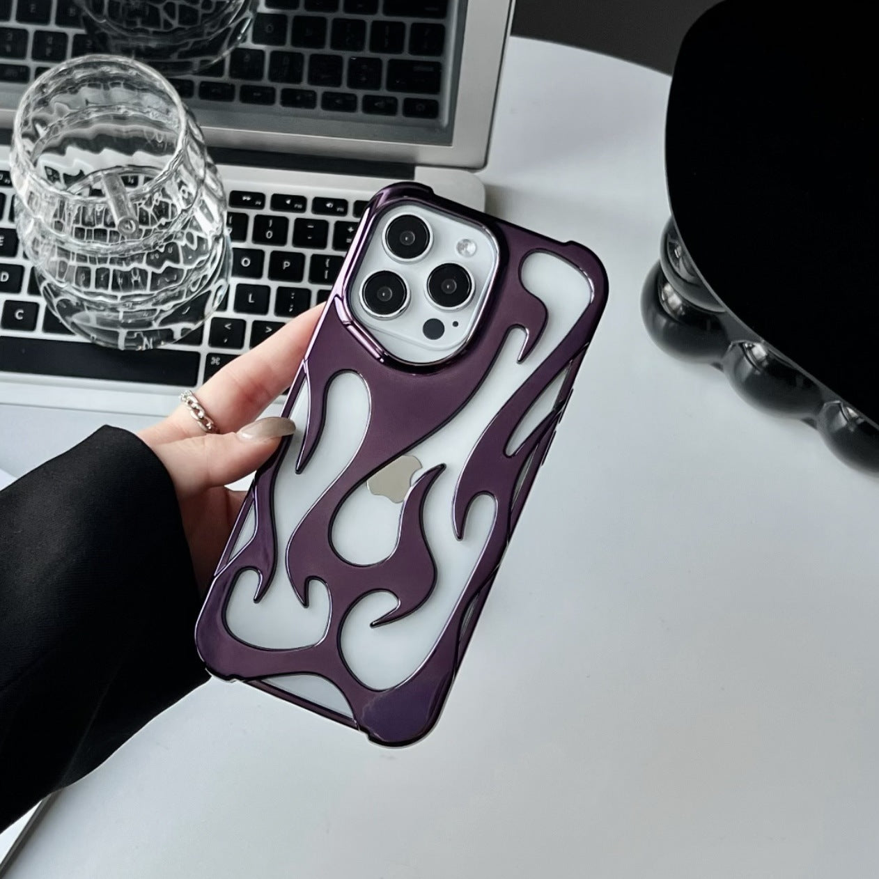Electroplating Flame Pattern Phone Case – Hollow Heat Dissipation Soft Shell for iPhone & Android Everware Hub