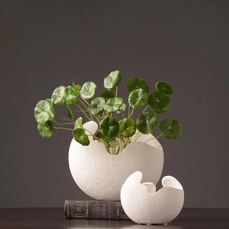 Simple White Ceramic Vase – Minimalist Decorative Flower Vase for Home & Office Decor Everware Hub
