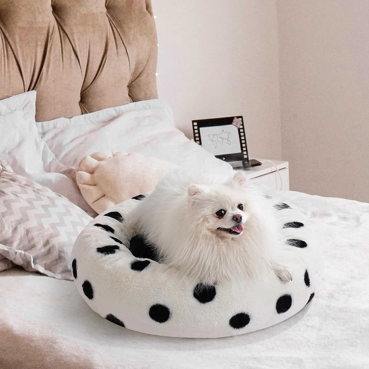 MEWOOFUN Donut Cat Bed For Indoor Cats - 23 Inch Round Washable Pet Bed With Non-Slip Bottom, Plush Fluffy Small Dog Bed For Puppies & Kittens, Black Dot Everware Hub